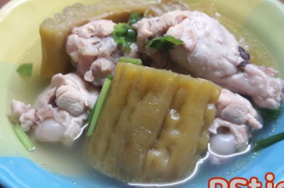 ปีกบนไก่ตุ๋นมะระ อาหารภาคใต้