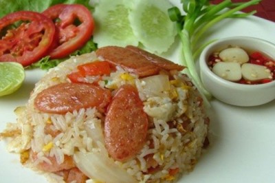 ข้าวผัดกุนเชียง อาหารจานเดียว