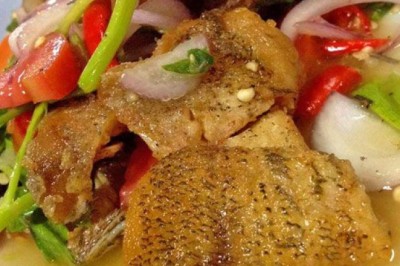 ยำปลาสลิด อาหารจานเดียว