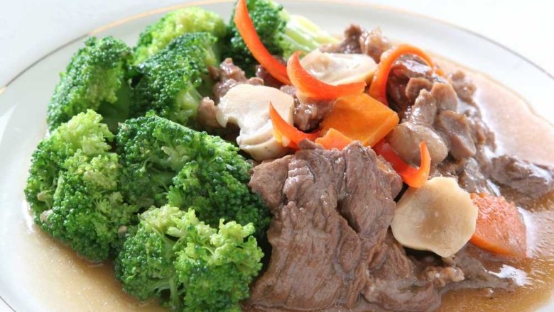 เนื้อผัดซอสหอยนางรม อาหารจานเดียว