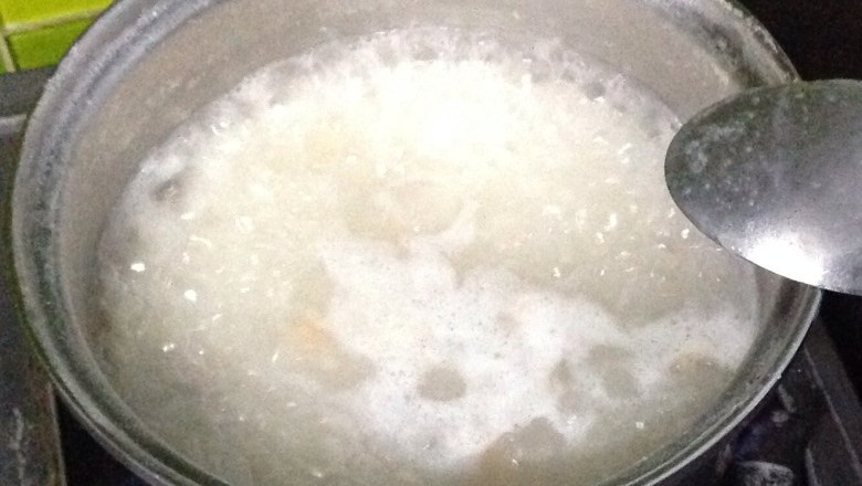 เคล็ดลับต้มข้าวไม่ให้ล้นหม้อ