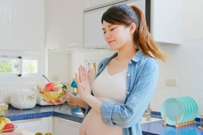 อาหารที่แม่ท้องควรเลี่ยง