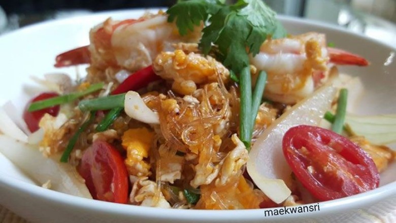 ผัดวุ้นเส้นใส่ไข่ อาหารจานเดียว
