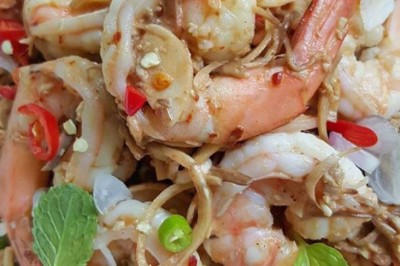 ยำหัวปลีกุ้งสด อาหารจานเดียว