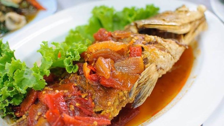 ปลาเก๋าทอดกรอบราดพริก อาหารจานเดียว