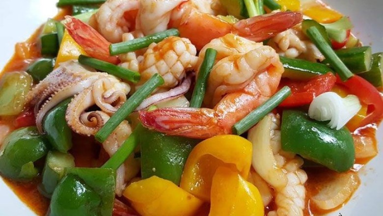 ผัดเปรี้ยวหวานทะเล อาหารจานเดียว
