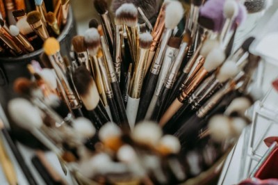 แปรงแต่งหน้าล้างอย่างไรให้สะอาด