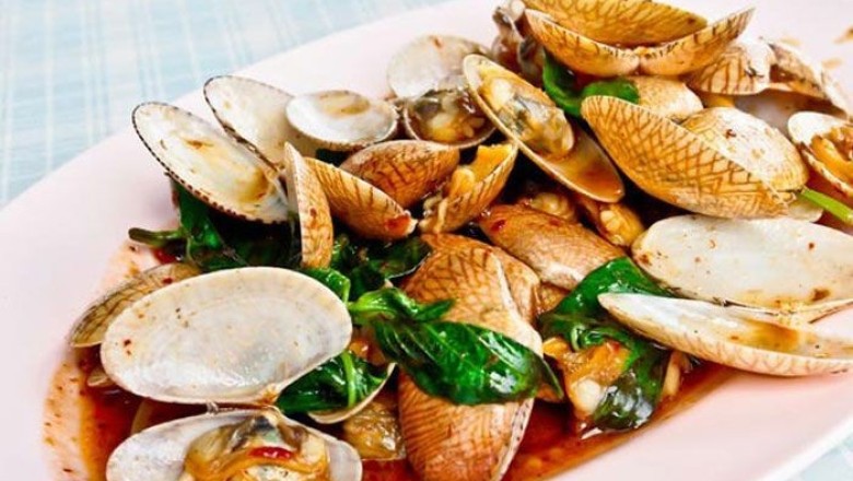 ผัดหอยลายน้ำพริกเผา อาหารจานเดียว