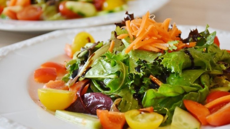 ผักสลัดบาร์...เพื่อสุขภาพ