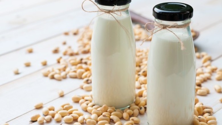 นมวัวกับนมถั่วเหลืองดื่มอย่างไหนดี