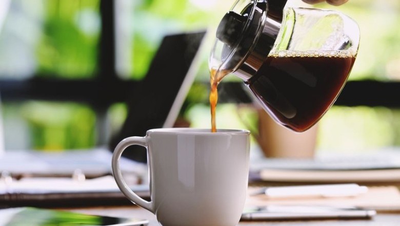 อะไรเอ่ยยิ่งกินยิ่งง่วง