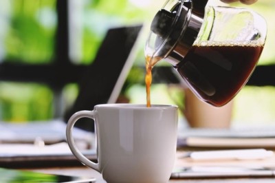 อะไรเอ่ยยิ่งกินยิ่งง่วง