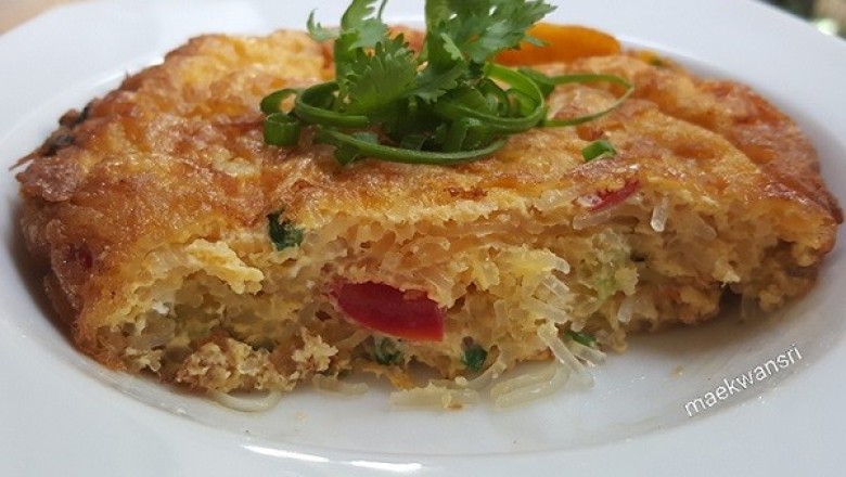 ไข่เจียววุ้นเส้น อาหารจานเดียว