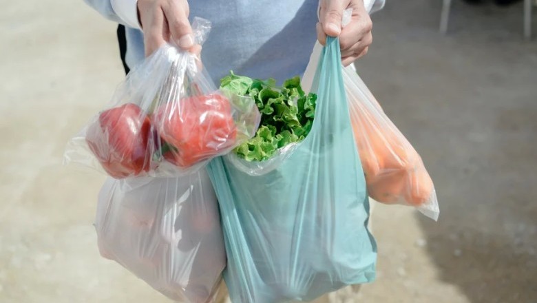คิดสักนิดก่อนหยิบถุงพลาสติกใส่อาหาร