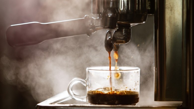 กาแฟร้อนเพิ่มโอกาสเป็นมะเร็ง