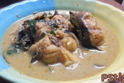 แกงปลาดุกกับใบชะพลู อาหารภาคใต้