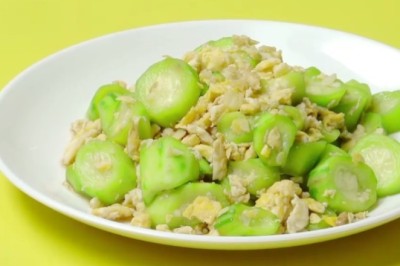 บวบผัดไข่ อาหารเพื่อสุขภาพ